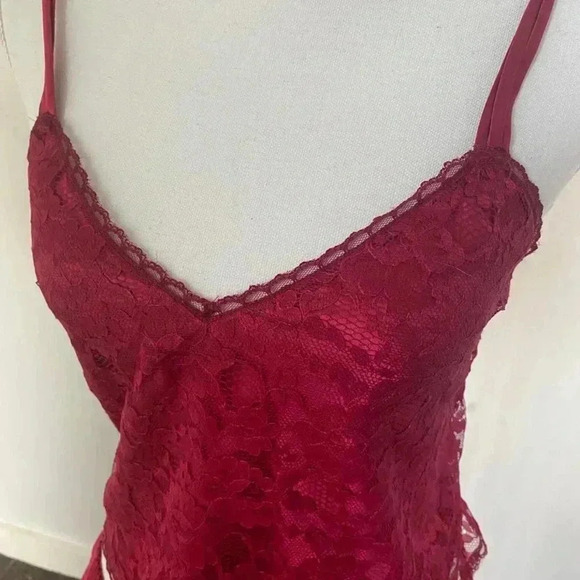 Vintage gold label Victoria secret deep red lace & satin set. - Picture 6 of 7